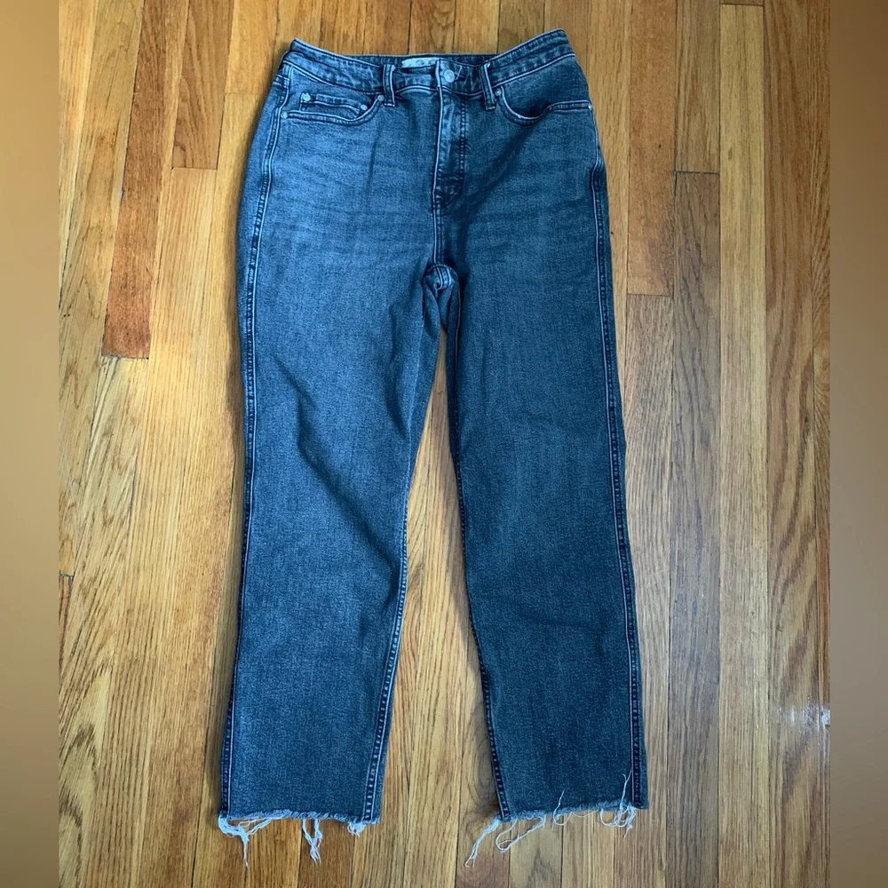 We The Free distressed jeans size 30 - Picture 1 of 8